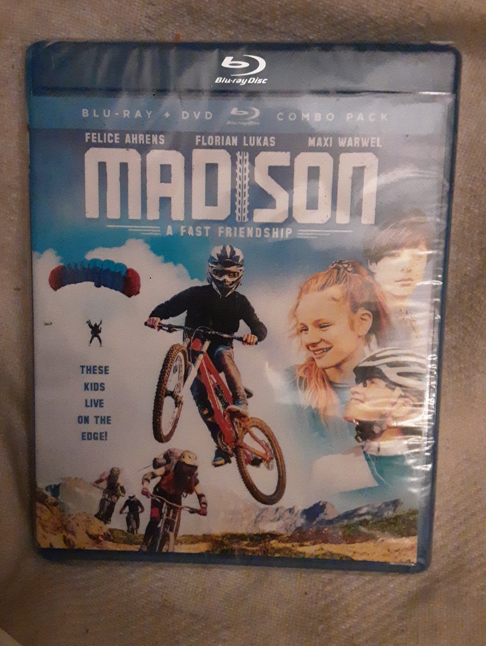 Madison Blu-ray + DVD Combo Pack - Blue